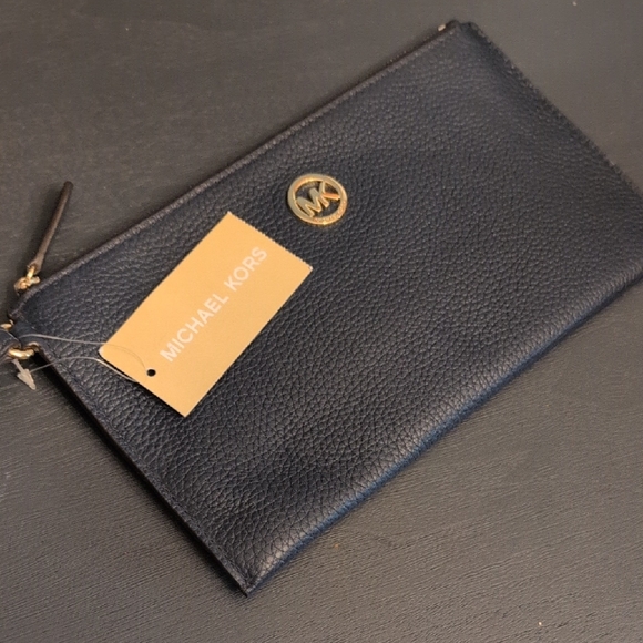 Michael Kors Navy Wristlet Clutch - Picture 1 of 11